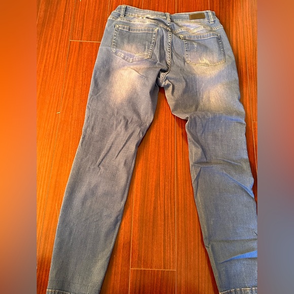 Womens Kenneth Cole reaction jeans, size 6 - Picture 3 of 4